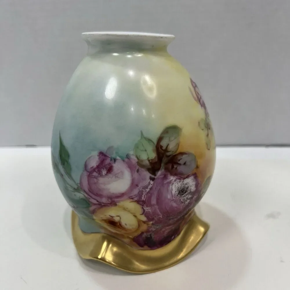 Vintage 1946 Hand Painted Porcelain Lamp Shade Roses Gold Ruffled 2.25